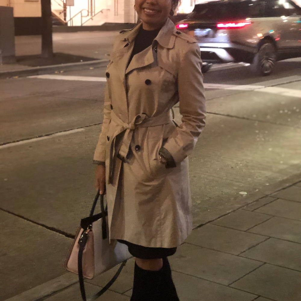 Banana Republic trench coat. Size XS.